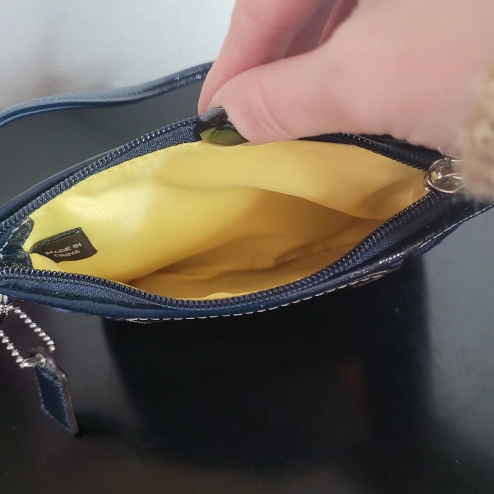 Coach Poppy Wristlet - Picture 10 of 10